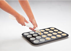 Zenker 6541 Mini-Muffinform 24Er Negro Metalizado – Antihaftbeschichte Für Perfekte Mini-Muffins, Ø 4,5 Cm, Made in Germany Moldes y bandejas para horno Naty Shop