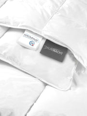 Traumnacht Basic Edredón de plumas Light con plumón nuevo blanco (60%) y plumas (40%), DIN EN 12934, 135 X 200 Cm, Down Pass y certificado Oeko-Tex, fabricado según el estándar de calidad alemán Edredones y edredones Naty Shop