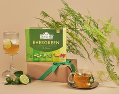 Ahmad Tea Evergreen – Sortiment de 6 ceaiuri verzi – mentă, lămâie, mango-lychee, zmeură-rodie, iasomie și ceai verde – 60 pliculețe de ceai ambalate individual, cu aromă sigilată