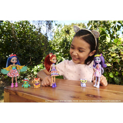 Enchantimals HHB90 - Păpușa Hadley Husky (aprox. 15 cm) și Figurină Animal Câine de Sanie, păpușă mică cu fustă detașabilă și accesorii, cadou excelent pentru copiii cu vârsta de 4 ani și peste