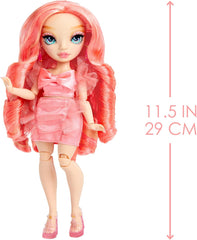 Păpușa Rainbow High Fashion - Pinkly Paige - Păpușă roz la modă într-o ținută la modă - cu ochelari și peste 10 accesorii de joacă colorate - Ideală pentru copii cu vârsta cuprinsă între 4 și 12 ani și colecționari