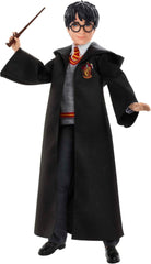 Mattel Harry Potter - Păpușă de colecție (aprox. 26 cm) cu uniformă Hogwarts, halat Gryffindor și baghetă, jucărie de la 6 ani FYM50 Action figures Naty Shop Pat de o persoană