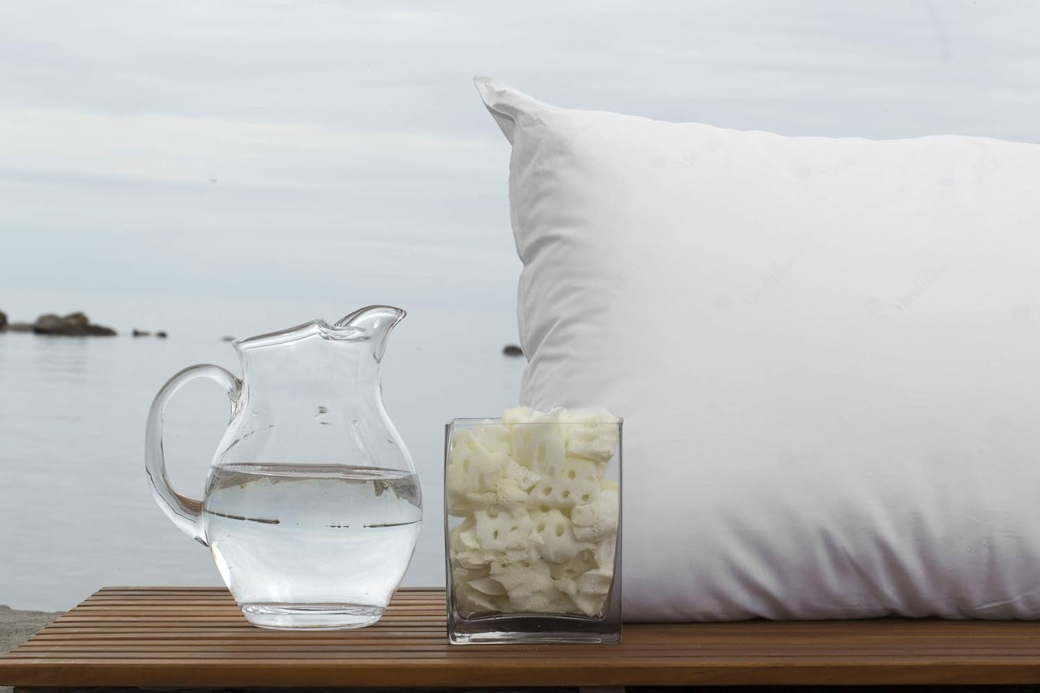 Pernă cu apă Mediflow The Original 5008 50X70Cm cu spumă visco, albă, unică, 1 bucată (1 pachet) Perne standard Naty Shop