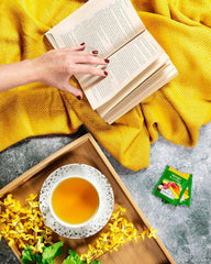 Ahmad Tea - Mango & Lychee - Ceai verde cu mango și litchi - Cu bucăți de fructe - Plicuri de ceai ambalate individual, cu aromă sigilată, cu 2 g de ceai per porție - 20 de pliculețe de ceai cu bandă (pachet cu 2)