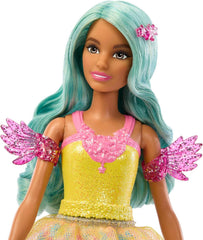 Barbie Ein Verborgener Zauber - Teresa Puppe mit märchenhaftem Outfit, gewelltes Haar and Kamm für Frisierspaß, für Kinder ab 3 Jahren, HLC36