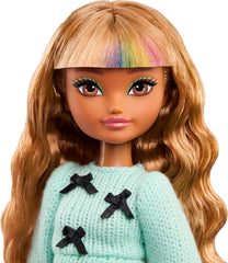 Păpușa Barbie Dream Besties și accesorii, Păpușa la modă Zia articulată cu aranjamente detașabile și păr șaten ondulat, 7 piese cu păr și lună, JGG36