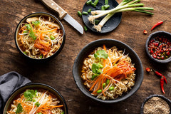 Fideos instantáneos Nong Shim Kimchi Ramyun - Sopa de ramen coreano en taza - Preparación rápida - 1 paquete de 75g