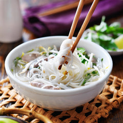 BIOASIA Fideos de Arroz Orgánicos, Fideos Asiáticos de Harina de Arroz 100% Orgánico, Sin Gluten y Veganos, 1 x 200g