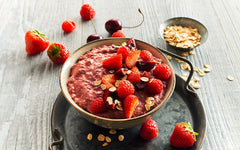 RUF Smoothie Bowl Berry Bunch Avena Desayuno Snack con bayas y semillas de chía, rápido y fácil de preparar, vegano, 1 bolsa de 50 g (paquete de 3)