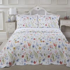 Emma Barclay Spring Meadow Juego de colcha acolchada floral Spring Meadow Colcha cama doble Multicolor, Poliéster Emma Barclay Camas y mantas