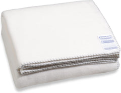 Zoeppritz din 1828 Pătură din fleece Smoothy - Pătură confortabilă pufoasă din fleece polar - Vegan - 140X190Cm - 010 Off-White, 010 Offwhite Paturi si Cuverturi Zoeppritz Since 1828 Alb-deschis 140X190Cm