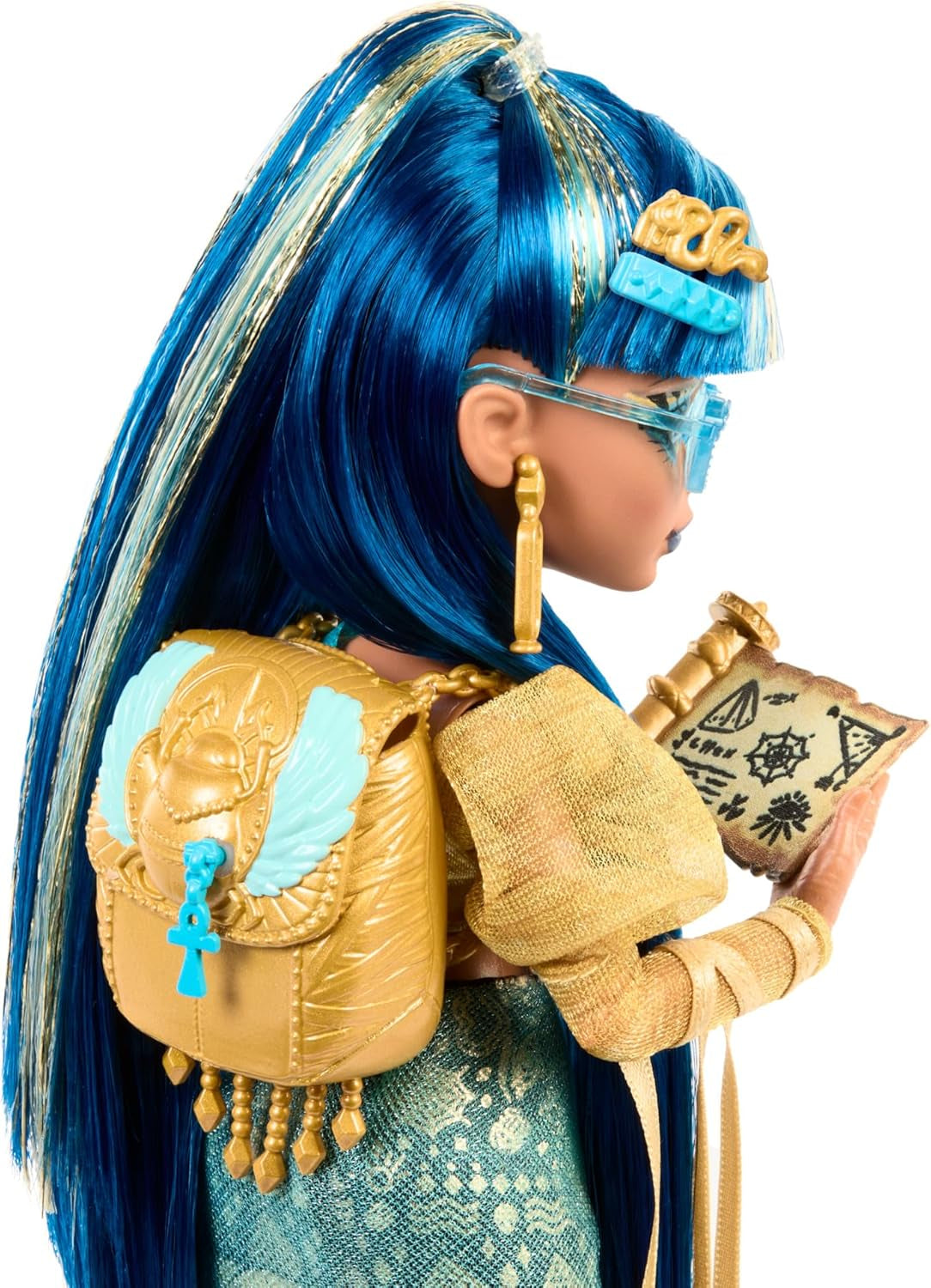 Muñeca Monster High Cleo De Nile con Blusa Dorada y Falda a Capas, Incluye Mascota Cobra Hissette y Accesorios como Mochila, Bocadillo y Rollo de Papel, HXH74 Muñecas Naty Shop