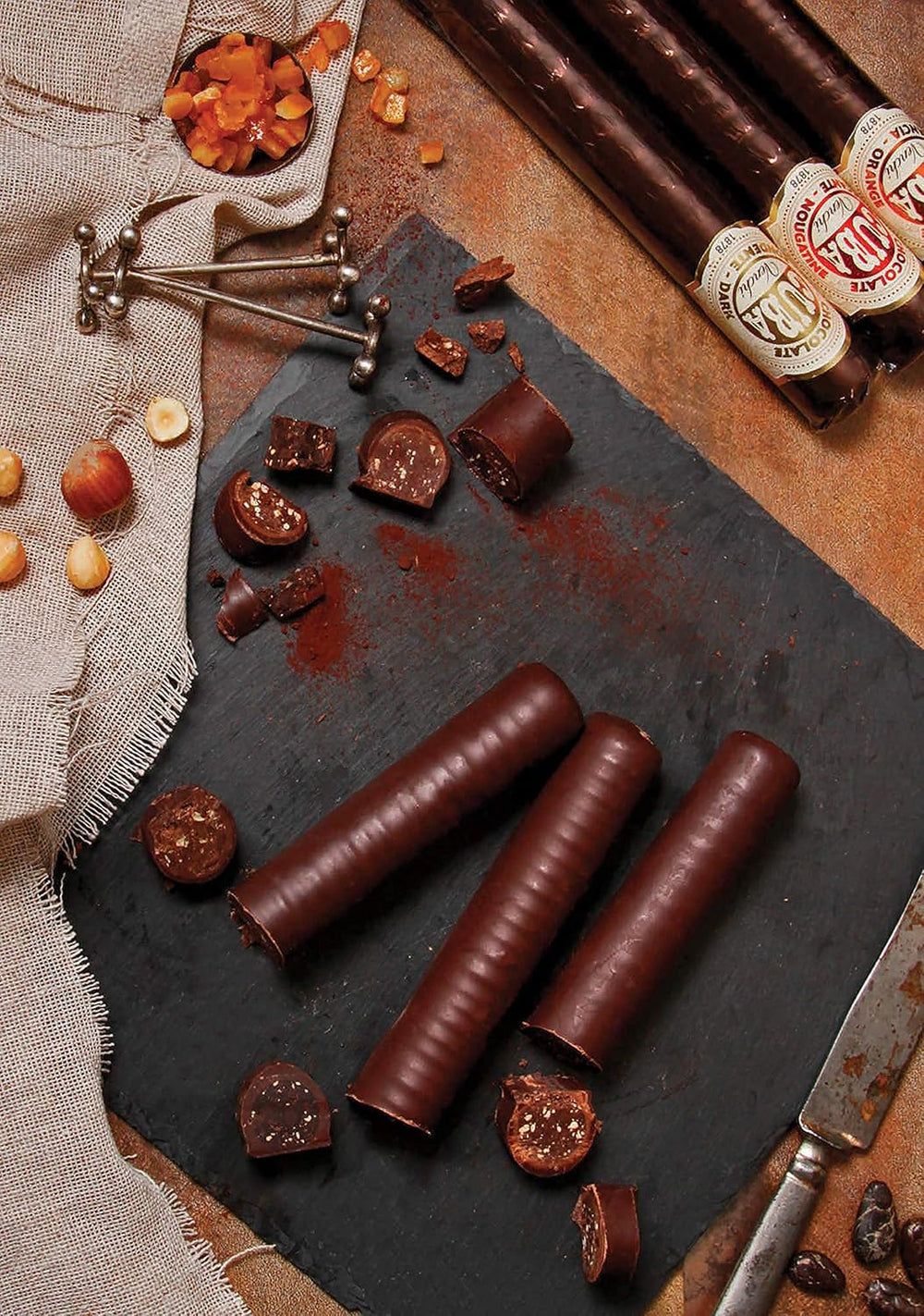 Venchi - Chocolate con leche y chocolate negro 56% puro con piel de naranja siciliana confitada, 100 g, sin gluten, sin colorantes ni conservantes