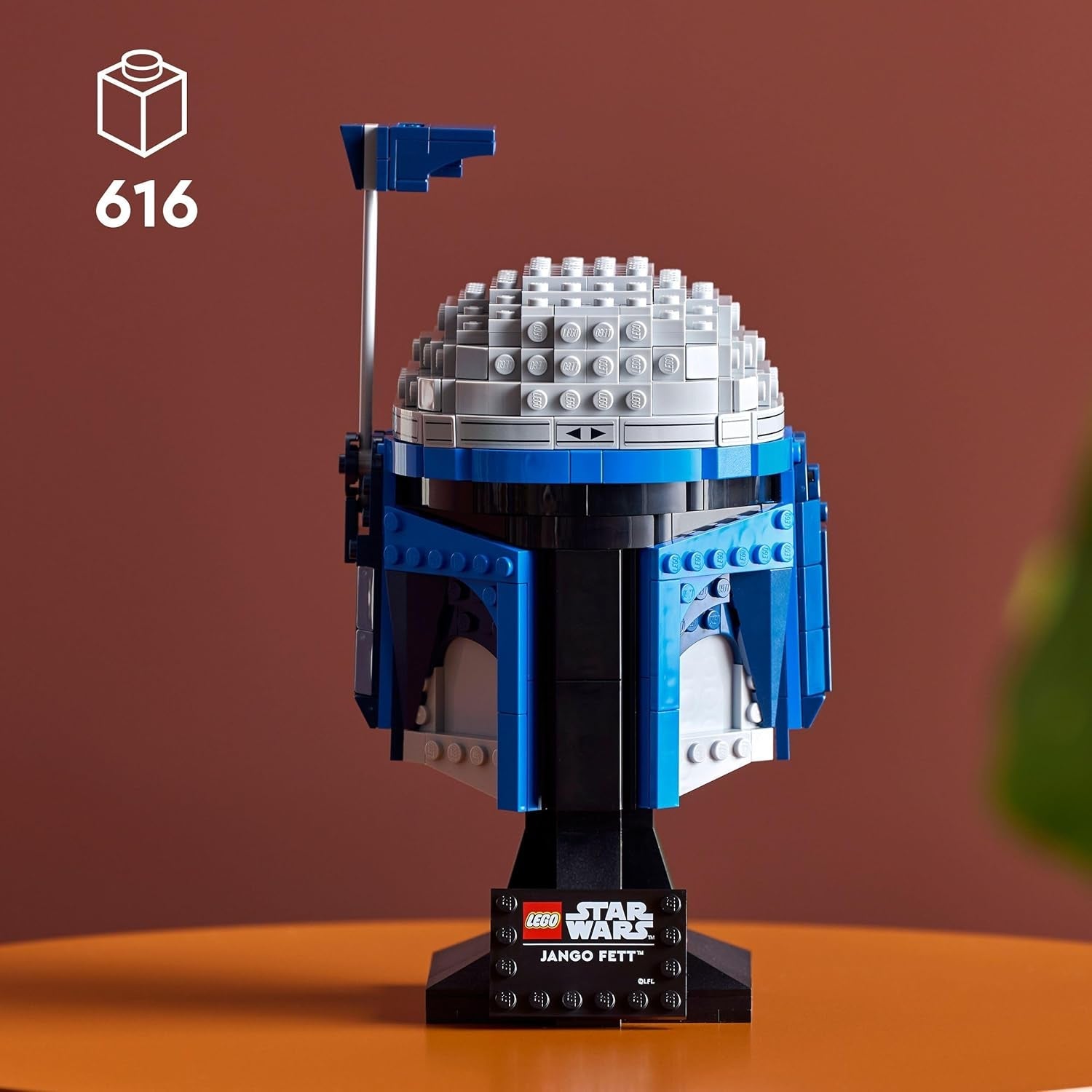 LEGO Star Wars 75408 Jango Fett Helmet - Set de construcție Mandalorian pentru adulți - Model cu suport, plăcuță de identificare și antenă reglabilă - Cadou pentru fanii Atacului clonelor Seturi de constructie Besuche den LEGO-Store