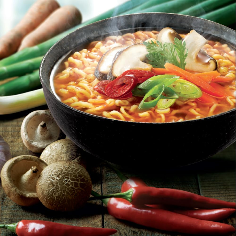 Instant Noodles Nong Shim Kimchi Ramyun Tazón grande - Sopa de ramen coreana - Preparación rápida - 1 paquete 112 g