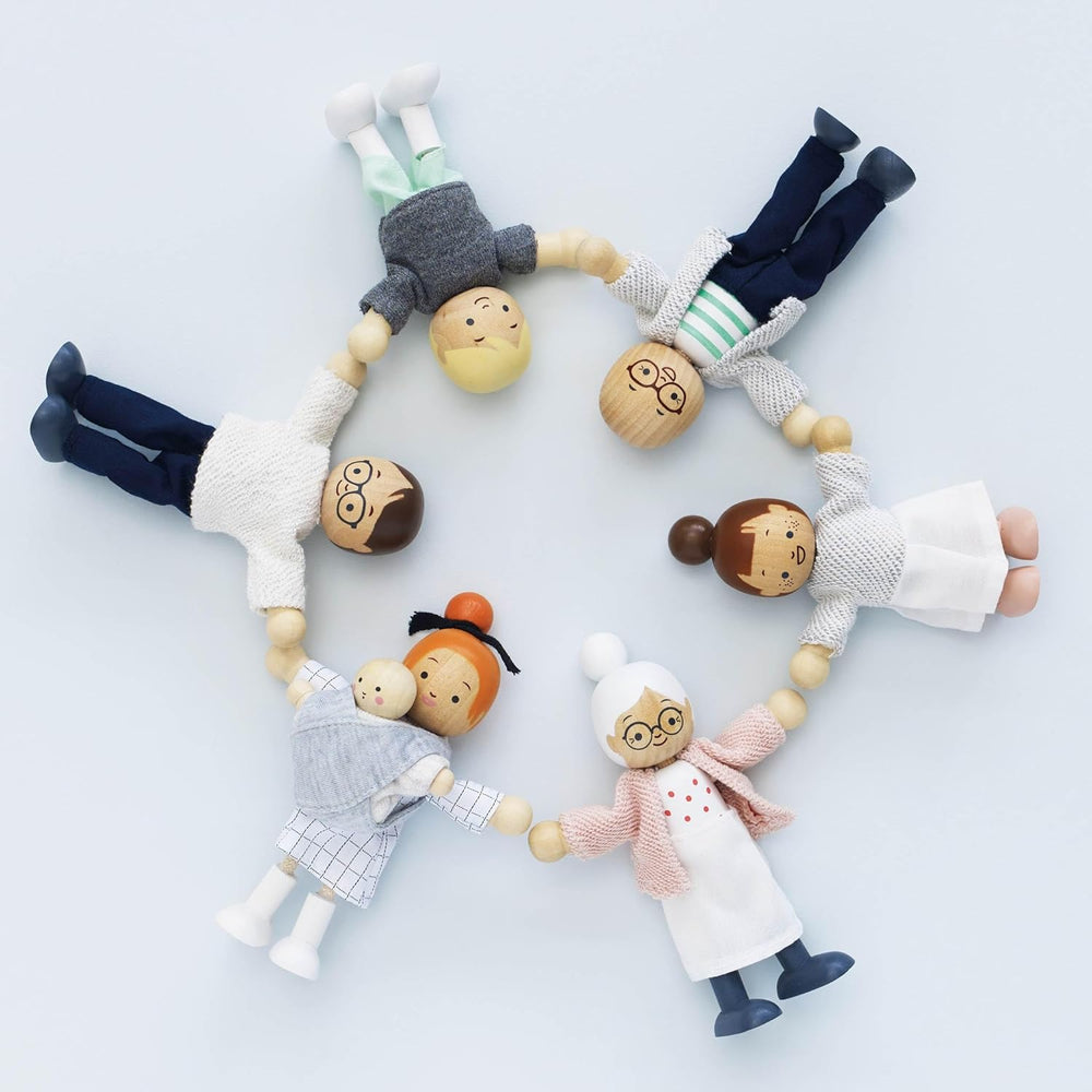- Meine Familie mit 4 Puppen – Holz, Stoff – P053