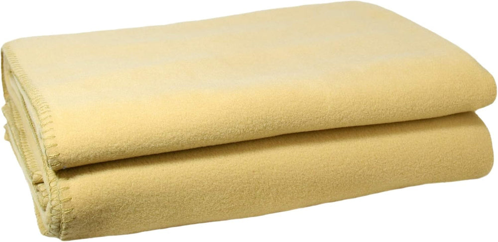 Manta Zoeppritz en color: Rojo, Fabricada en 65% Poliéster, 35% Viscosa, Medidas: 160X200 Cm, 103291-235-160X200 Zoeppritz Camas y Mantas Desde 1828 165 Curcuma 160X200 Cm