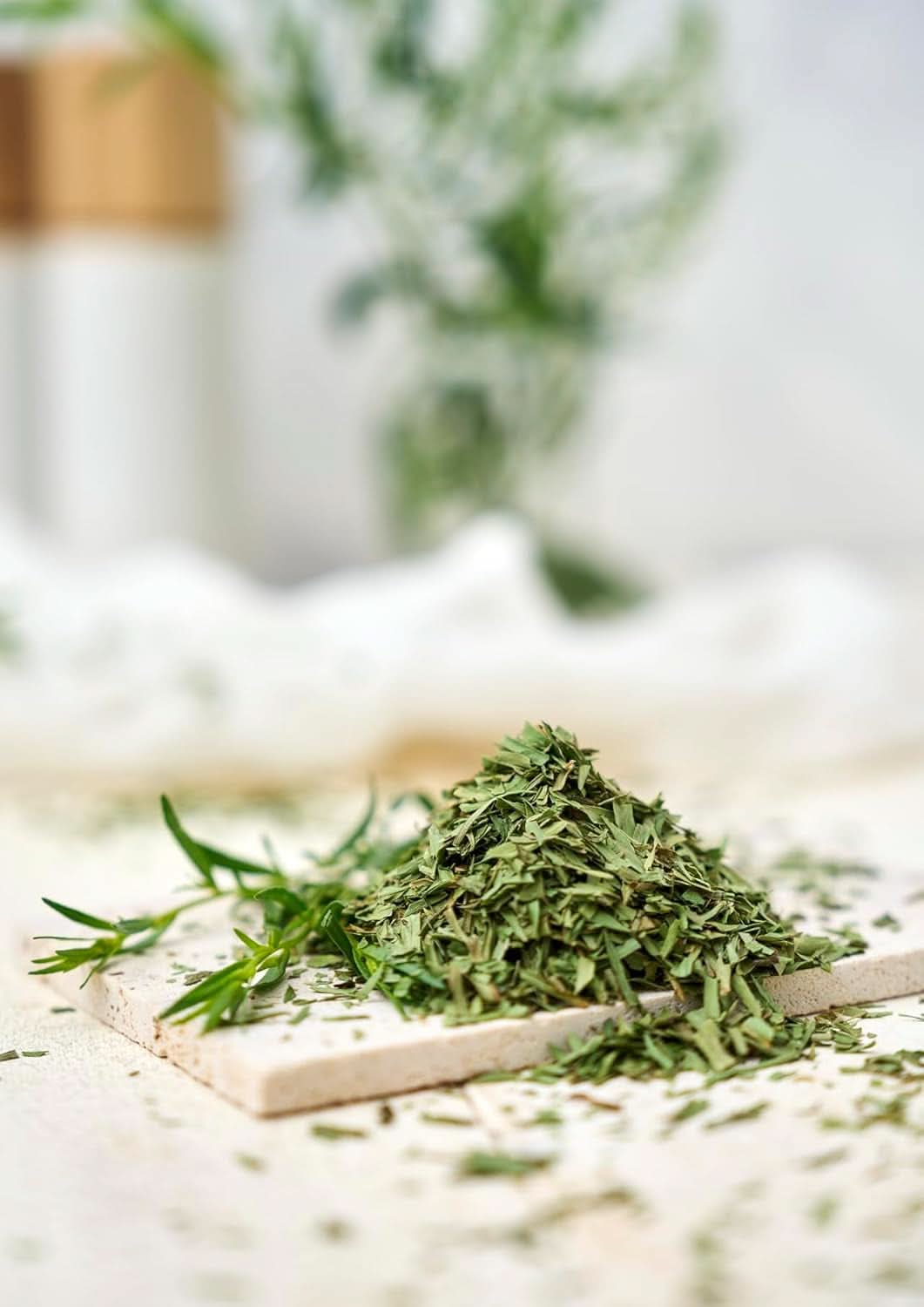 Fuchs, estragón, hierbas francesas para afinar ensaladas o salsa holandesa, 10 gramos Condimente Naty Shop