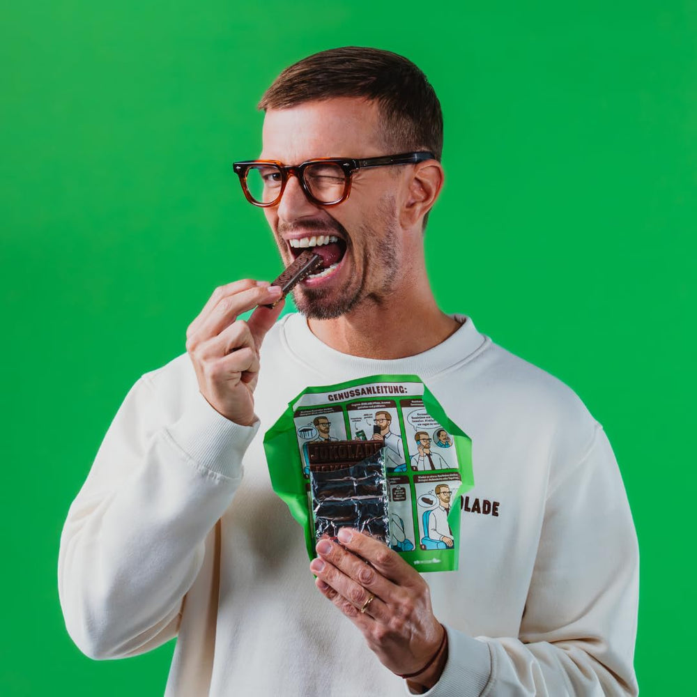 JOKOLADE 12 barras x 140g Paquete económico | Con cacahuetes caramelizados y cereales crujientes | Vegano y sin cacao