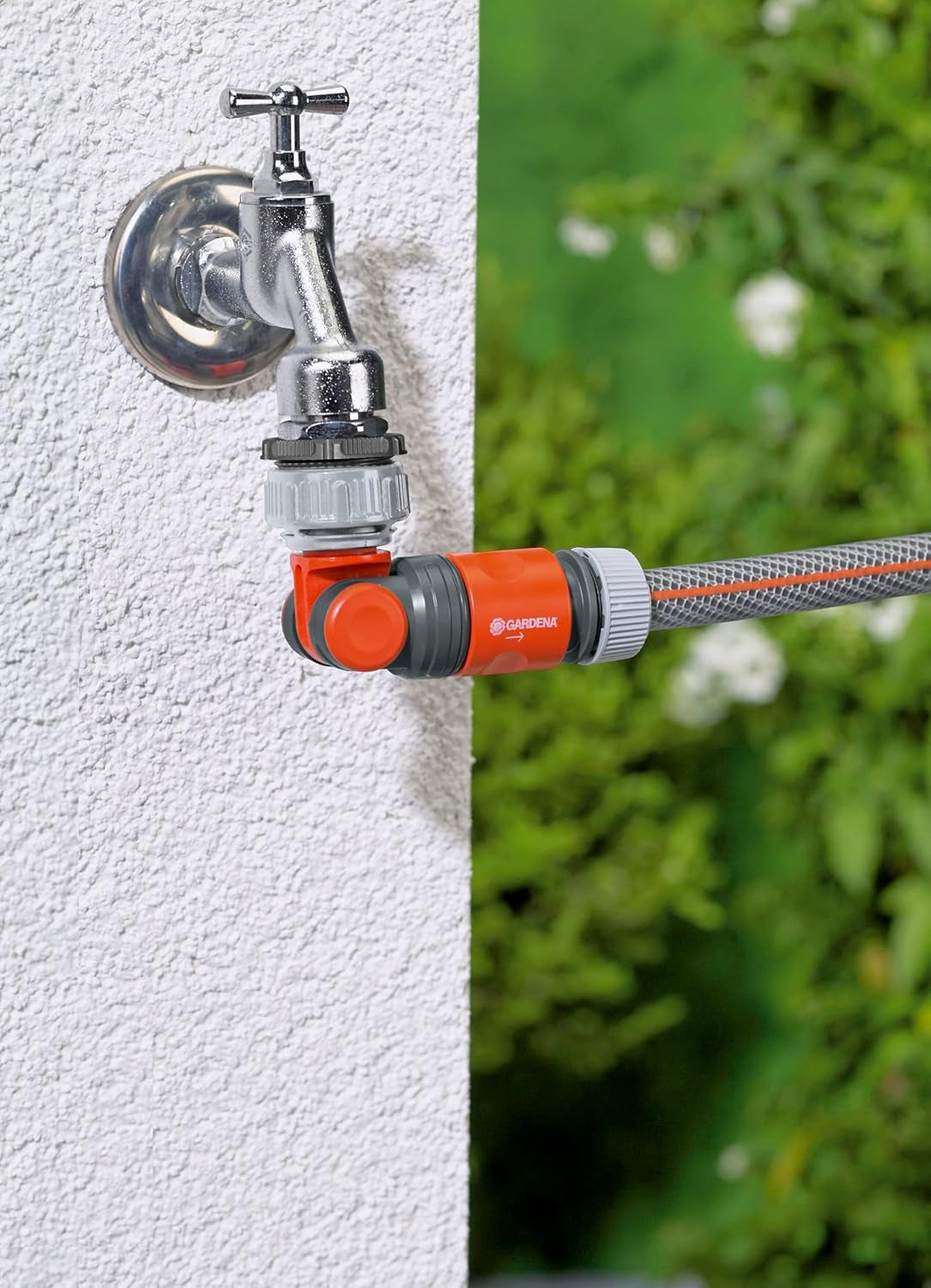 Conector robinet unghiular Gardena: Conexiune pentru robinet de 26,5 mm (G 3/4 inch) cu filet de 33,3 mm (G 1 inch) și robinet de 21 mm (G 1/2 inch) cu filet de 26,5 mm (G 3/4 inch) (2999-20)