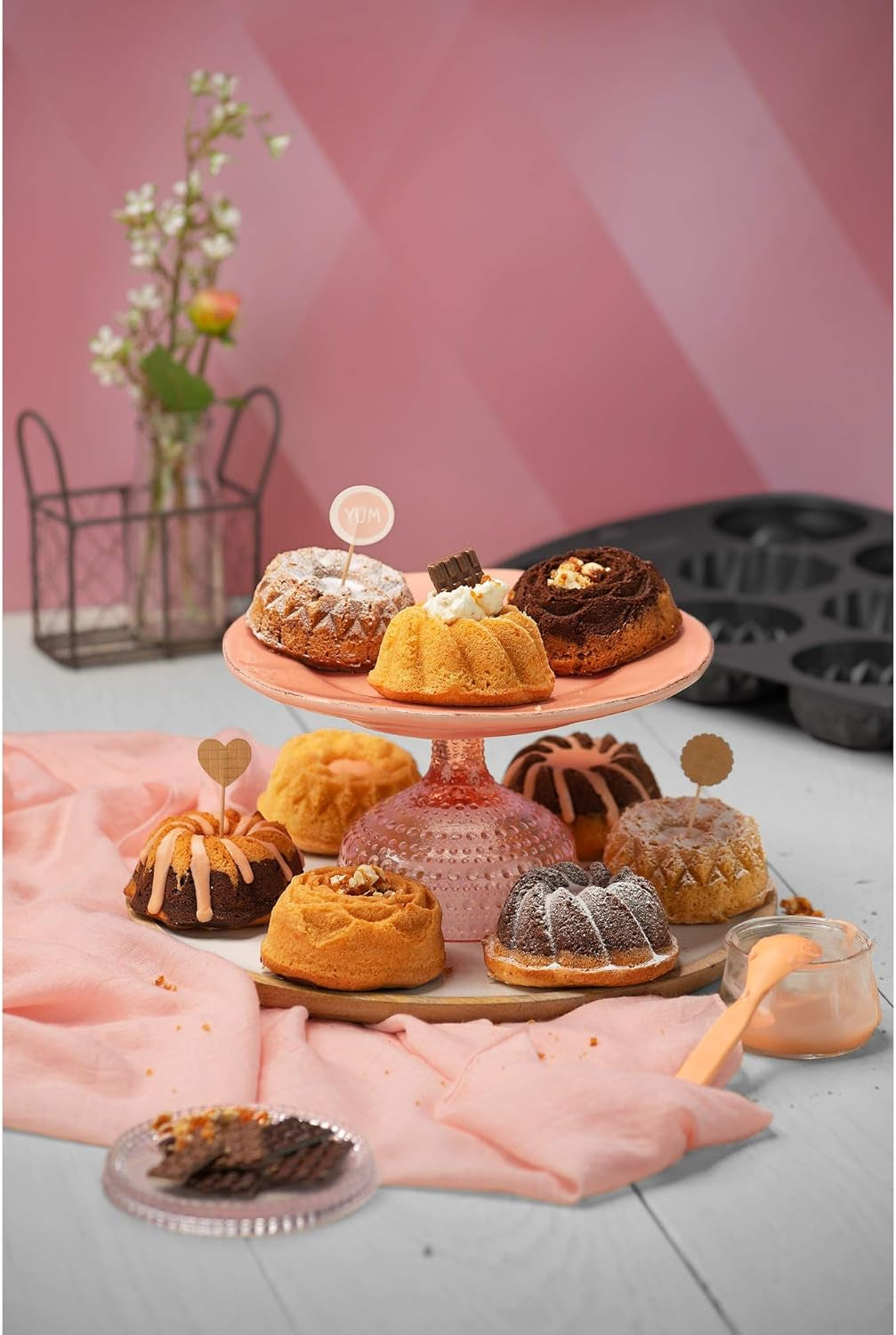 Molde para 9 muffins Gugelhupf Original Kaiser Inspiration, 38 X 27 cm, revestimiento antiadherente Naty Shop