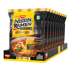 Nissin Ramen Premium - Shoyu Yuzu Paquete de 10 fideos instantáneos secos al aire estilo japonés con sabor a salsa de soja Yuzu y puerro seco (10 x 92,7 g)