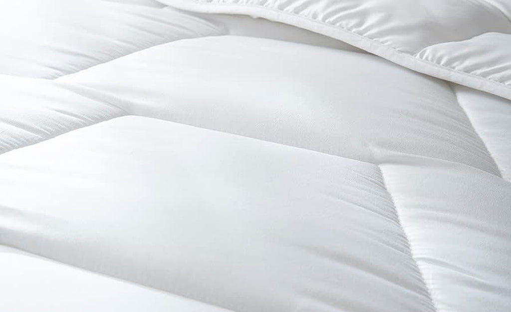 Abeil Husă de plapumă Acaristop cu efect împotriva acarienilor și antibacterian, poliester, alb, 200 X 200 cm Plapumi si pilote Naty Shop