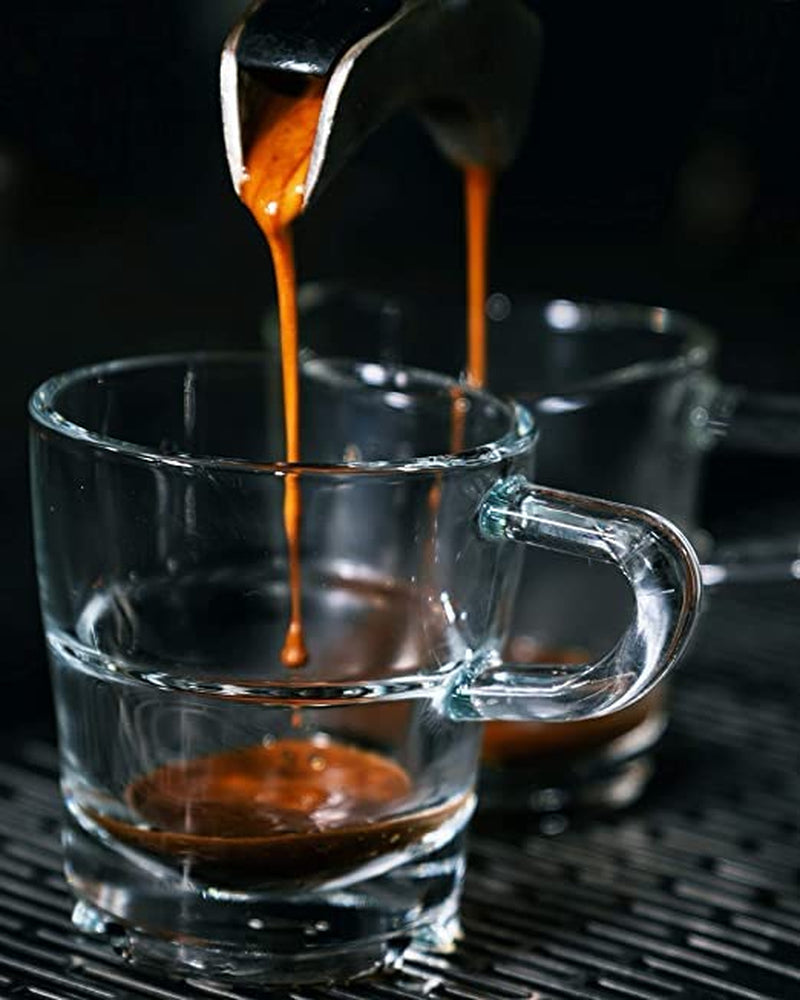 Espresso Nr. 5 - Amestec Arabica de la coffee858 (320g). Amestec pur de Arabica din Brazilia 45%, Honduras 20%, Guatemala 20% și Etiopia 15%.