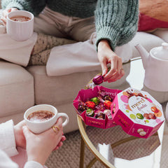 merci lovelies Cremoso – 1 x 185g – Caja de bombones con 4 especialidades de chocolate rellenas – Bolas de chocolate para compartir y regalar