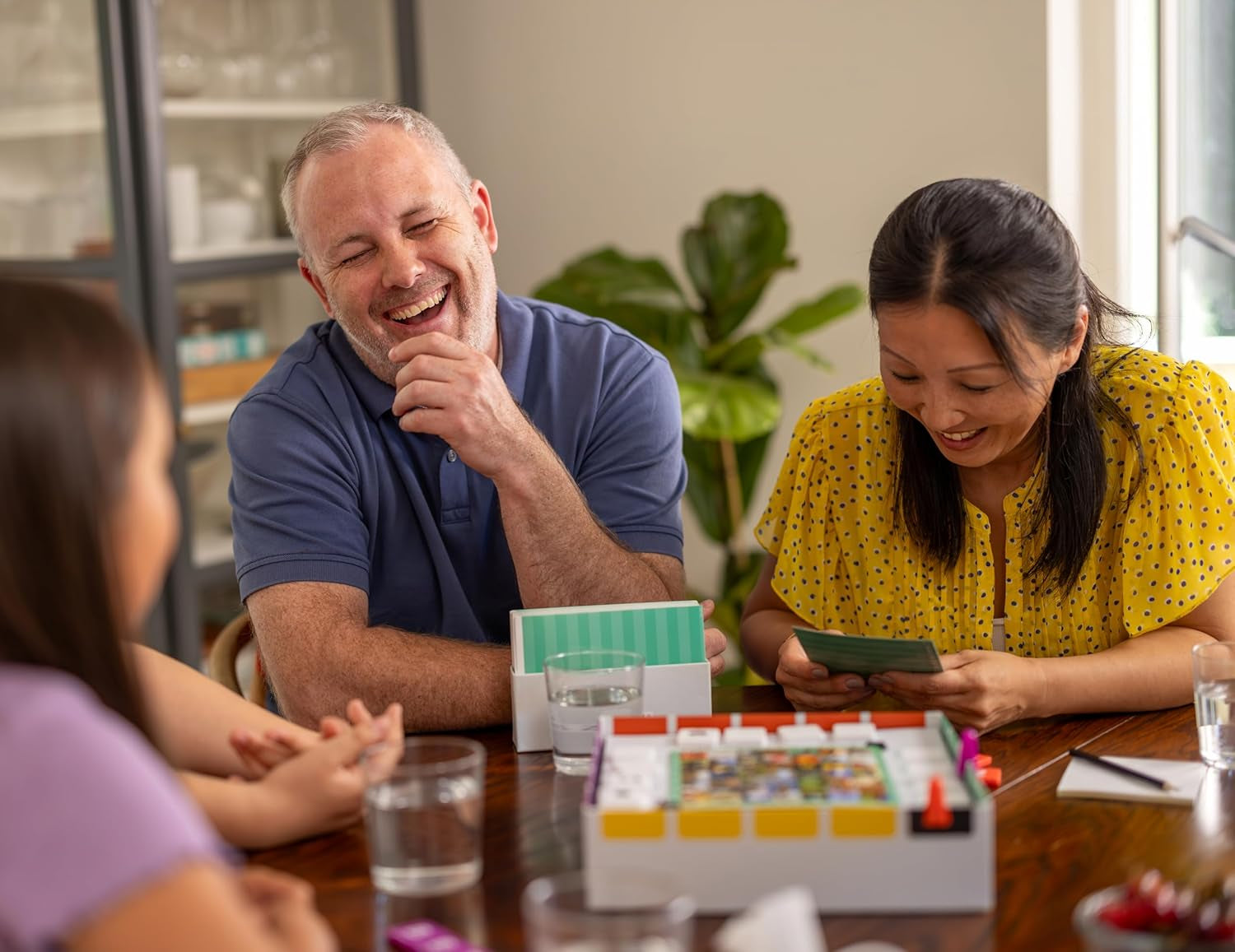 Bezzerwizzer Studio, BEZZERWIZZER Family, Party Game, Quiz Game, 2+ jugadores, mayores de 10 años, 45 minutos, alemán