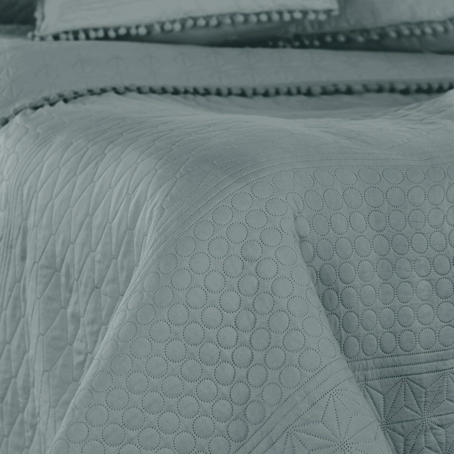 Ameliahome Colcha con pompones 220X240 Cm Colcha de doble cara Acolchado ultrasónico Poliéster Gris Meadore Camas y mantas Besuche den AmeliaHome-Store