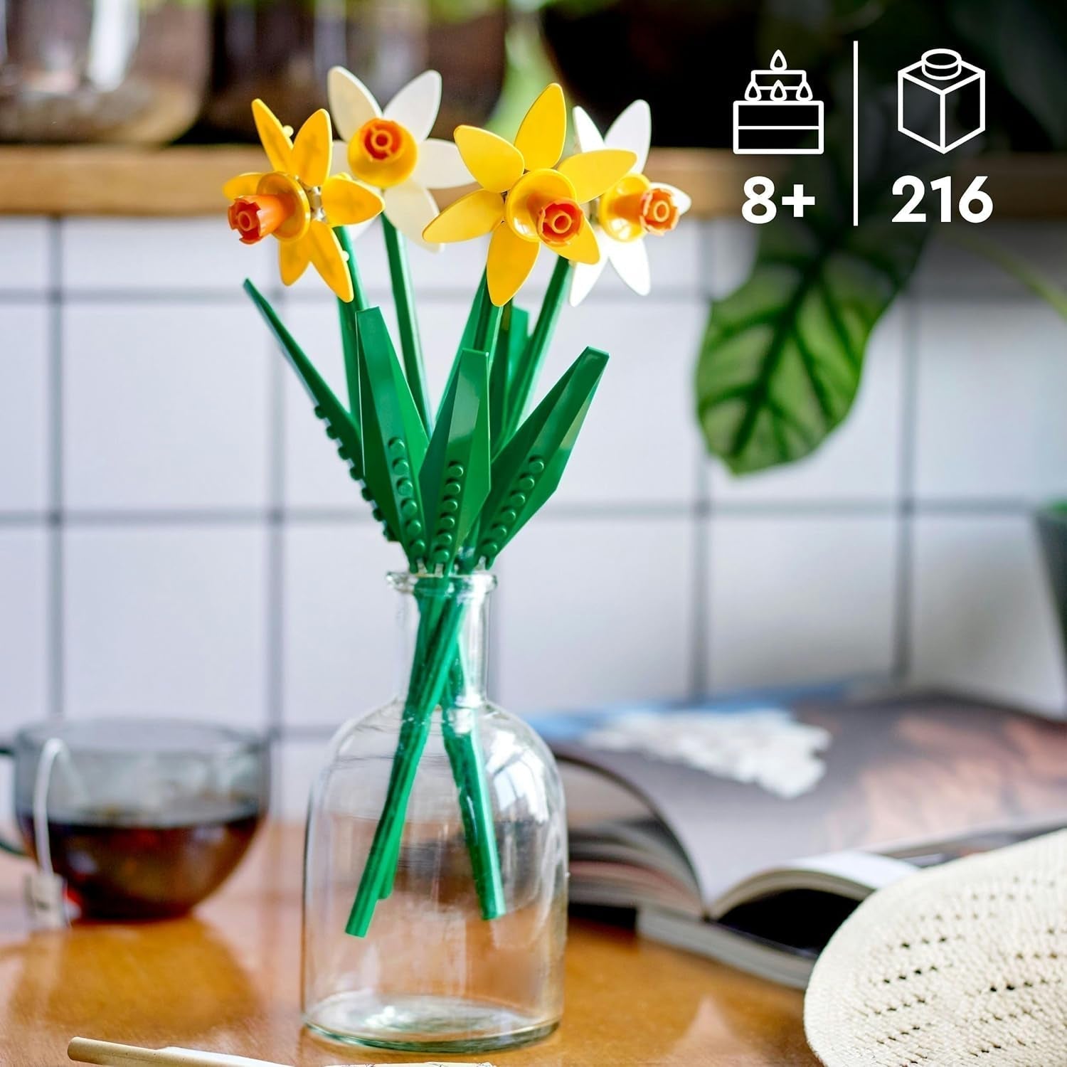 Narcisos LEGO Botanicals - Regalos de Pascua para niñas y niños - Flores artificiales para niños - Ramo de flores como decoración de la habitación o la oficina - Regalo para mujeres - 40747 Juegos de construcción Besuche den LEGO-Store
