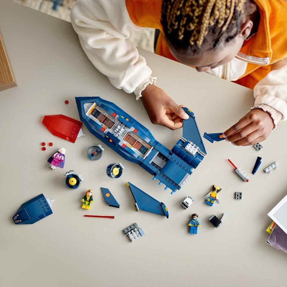 LEGO Marvel X-Jet Los X-Men Modelo de avión de construcción con figuras que incluyen Wolverine y Pícaro Juguete de superhéroe para niños Regalo para niños y niñas 8 años 76281 Juegos de construcción Beuche den LEGO-Store