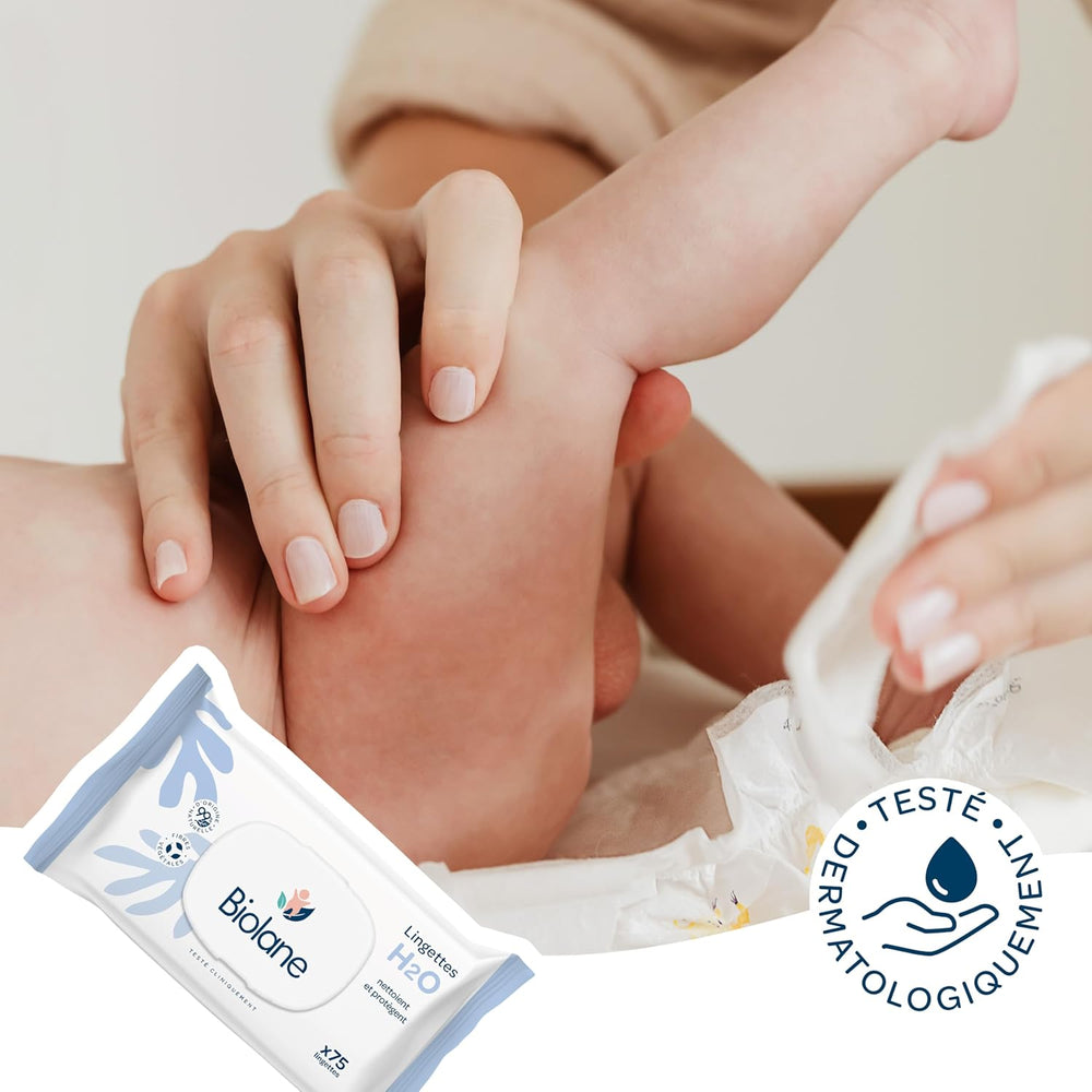 BIOLANE - Toallitas húmedas para bebés con agua - 225 toallitas - 3 x 75 piezas - Limpieza suave y eficaz - Desde el nacimiento - Calidad francesa