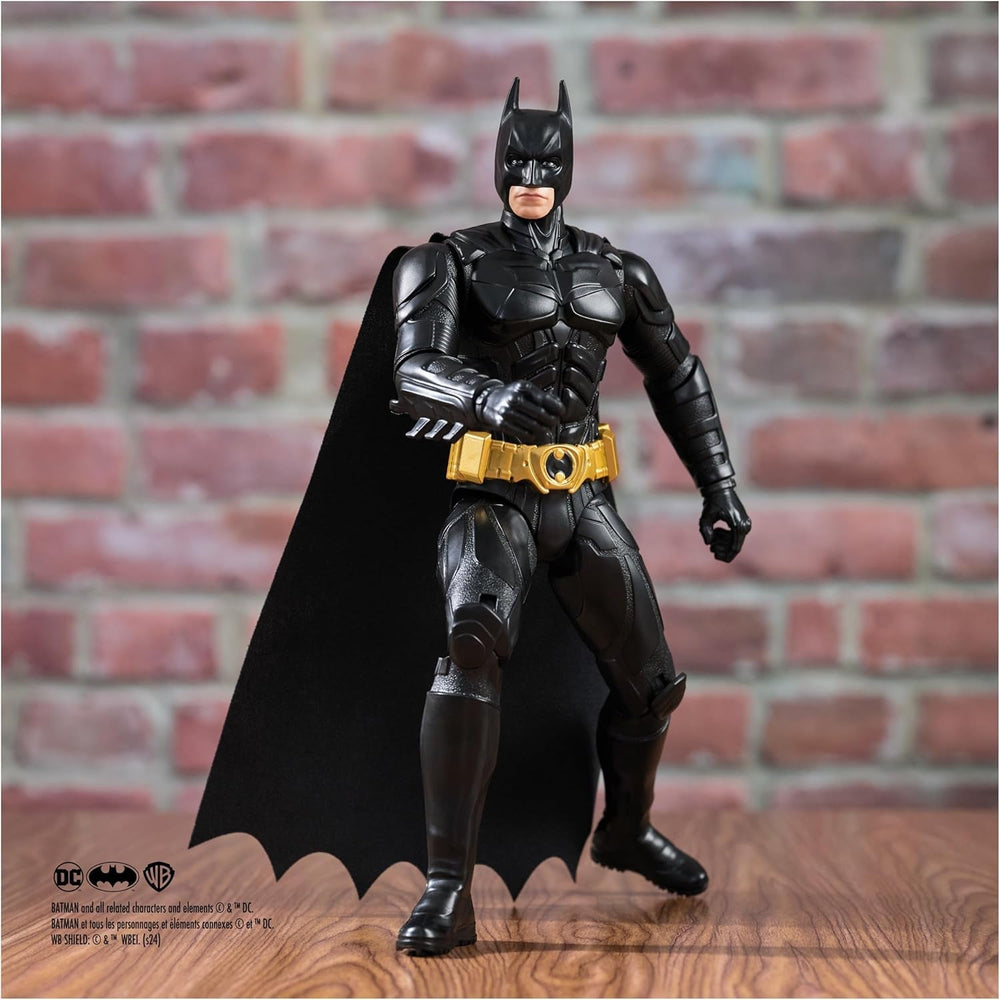 The Dark Knight - Batman Action Figure Cunoscut din legendara trilogie The Dark Night în 30cm. De la 3 ani Action figures Naty Shop
