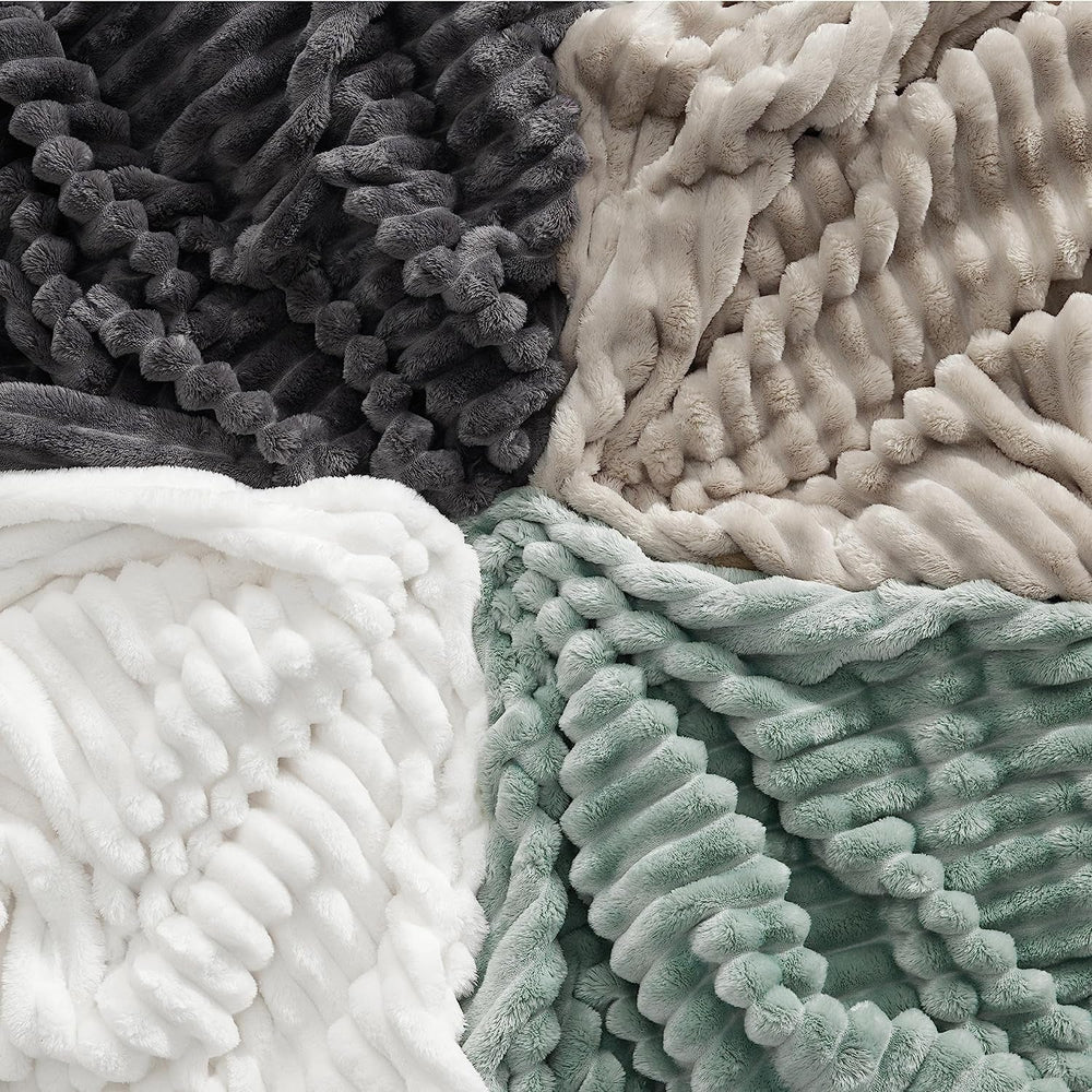 BEDSURE Manta Polar Verde Salvia para Sofá - Mantas Acogedoras Súper Suaves para Mujer, Linda Manta Pequeña para Niñas, Camas y Mantas de 127 X 152 Cm Beuche den BEDSURE-Store