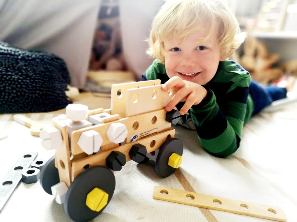 Small Foot Konstruktionsset Miniwob aus Holz, kreativer Bausatz mit Werkzeuge und Zubehör, ab 3 Jahren, 11810, Gris Amarillo