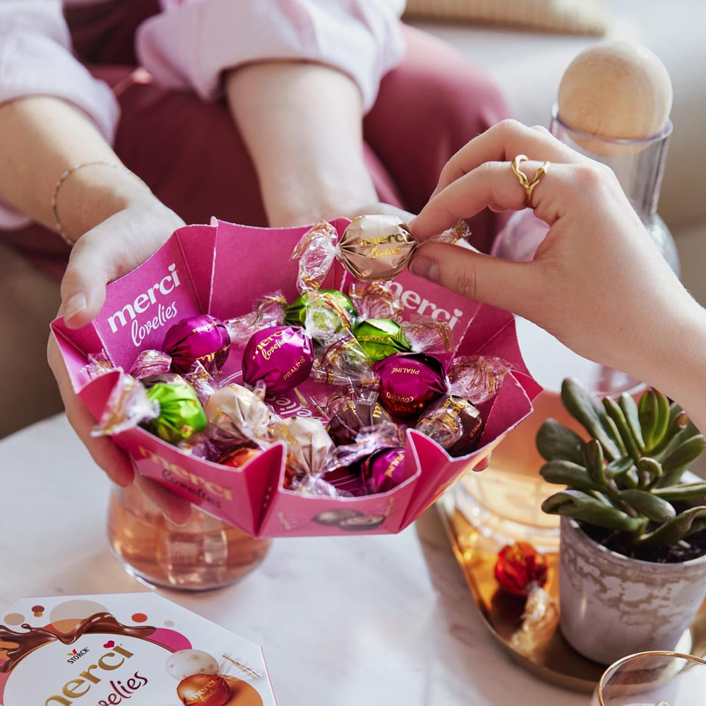 merci lovelies Classic – 1 x 185g – Caja de praliné con 5 especialidades de chocolate rellenas – Bolas de chocolate para compartir y regalar
