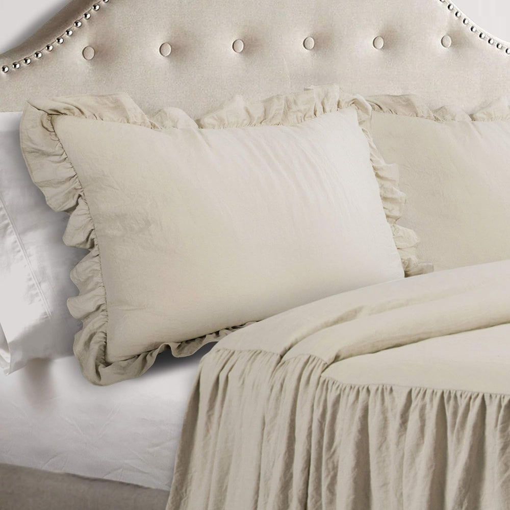 Set de cuvertură de pat Lush Decor cu fustă Ruffle, 3 piese, set de lenjerie de pat Farmhouse de lux, elegant, fermecător detaliu Ruffle, stil atemporal și design clasic, moale și ușor, dimensiune King, Paturi si Cuverturi Lush Decor