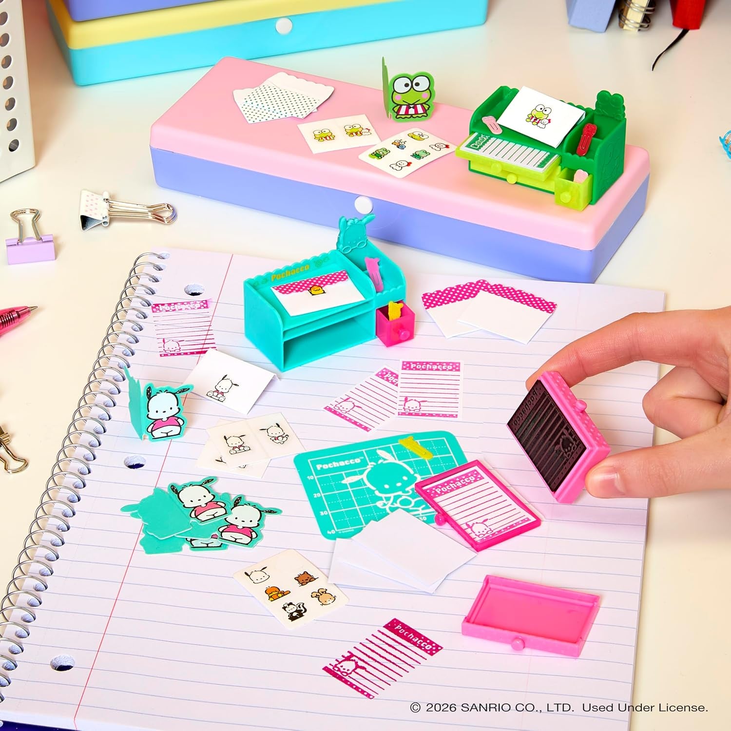 Miniverse MGA Make It Mini Hello Kitty and Friends Seria 3 – Mini obiecte de colecție, Sanrio, replici retro de papetărie, artizanat, DIY, pentru colecționari și copii cu vârsta de 8 ani și peste