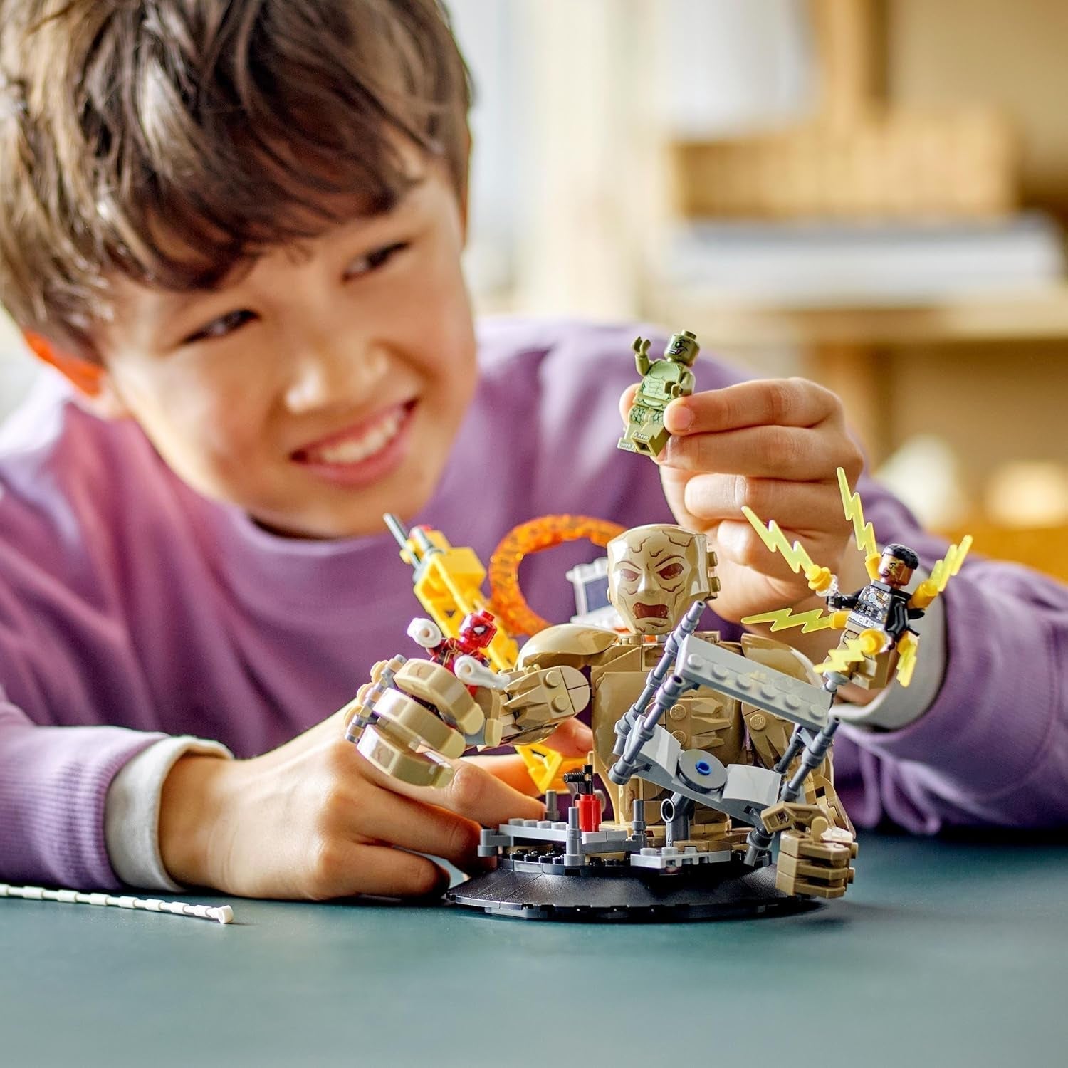 LEGO Marvel Spider-Man vs. Sandman: Enfrentamiento Juguete de superhéroe con figuras que incluyen un lagarto y un juego de rol eléctrico Juguete de construcción Regalo para niños y niñas entusiastas de la acción 76280 Juegos de construcción Besuche den LEGO-Store