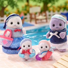 Sylvanian Families - 5759 Familia Focilor, Figurină Animală, Jucărie Detaliată pentru Copii cu Vârsta de 3 Ani și Peste