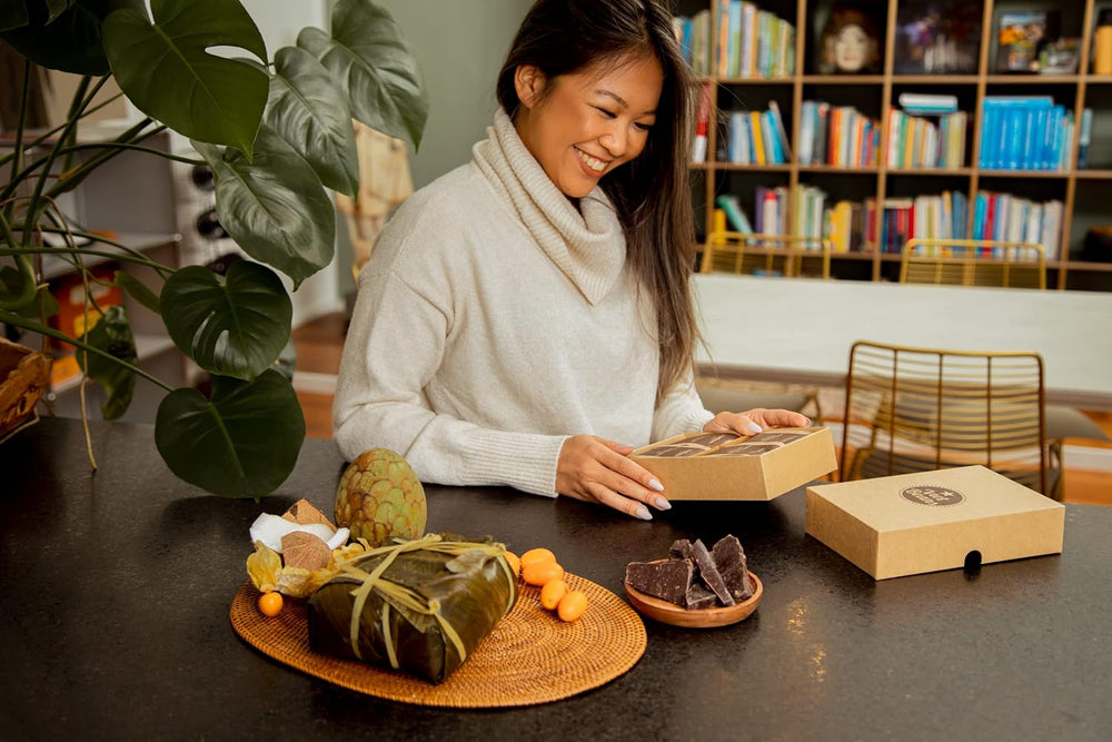 VietBeans Kaffeebohnen Probierset in Geschenkbox - Vier spannende Kaffeesorten für Kaffeeliebhaber - Kaffee Geschenkset Ganze Bohnen - Geschenkidee Kaffee - Probier Set 4 x 80g