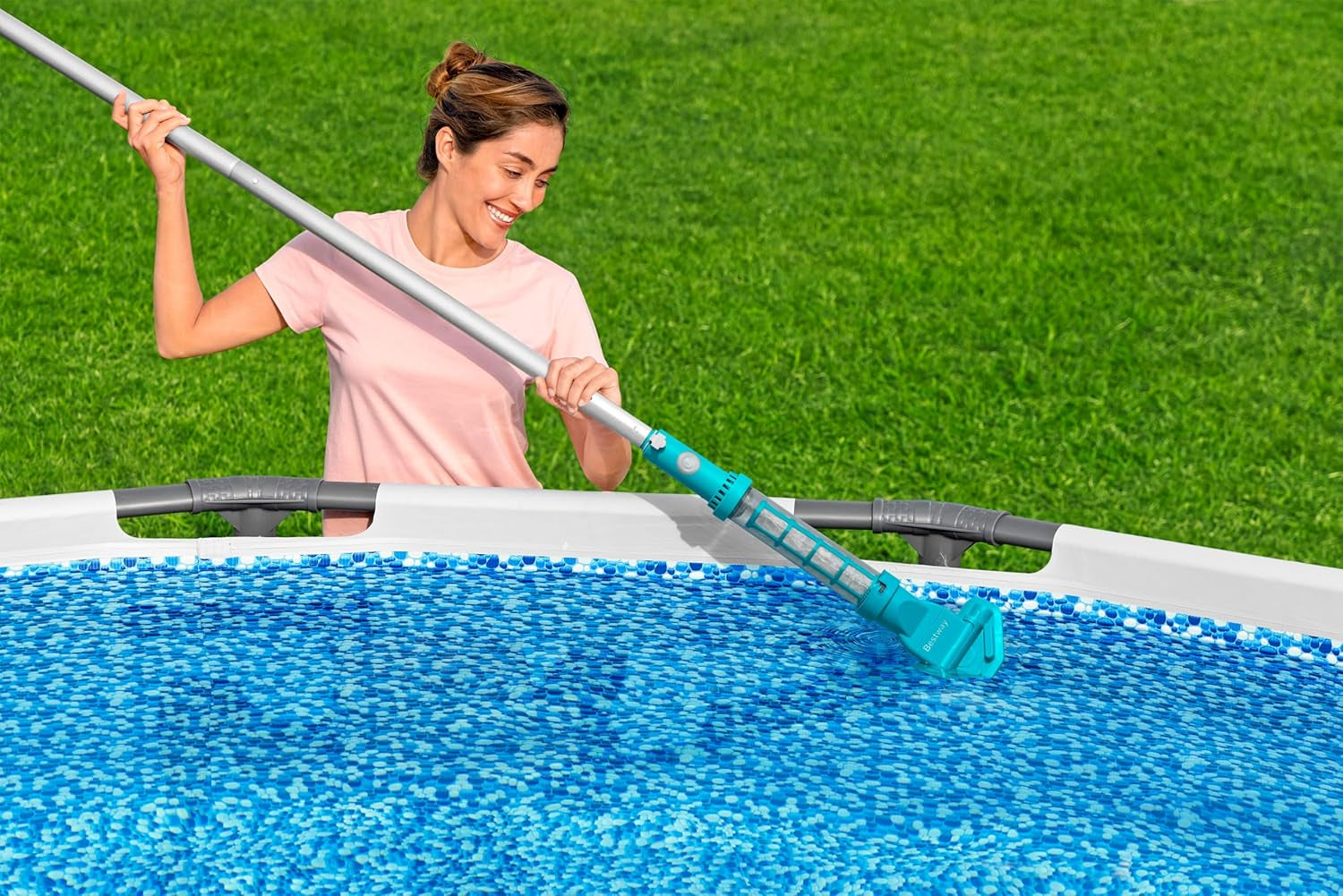 Aspirador de piscina a batería Bestway AquaSurge 251 cm