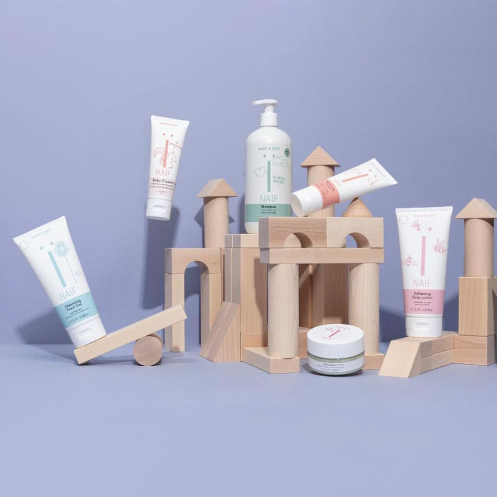 Naïf Gel de lavado nutritivo - Para bebés y niños - Ingredientes naturales - 100% vegano - 200 ml Madre e Hijo Naty Shop