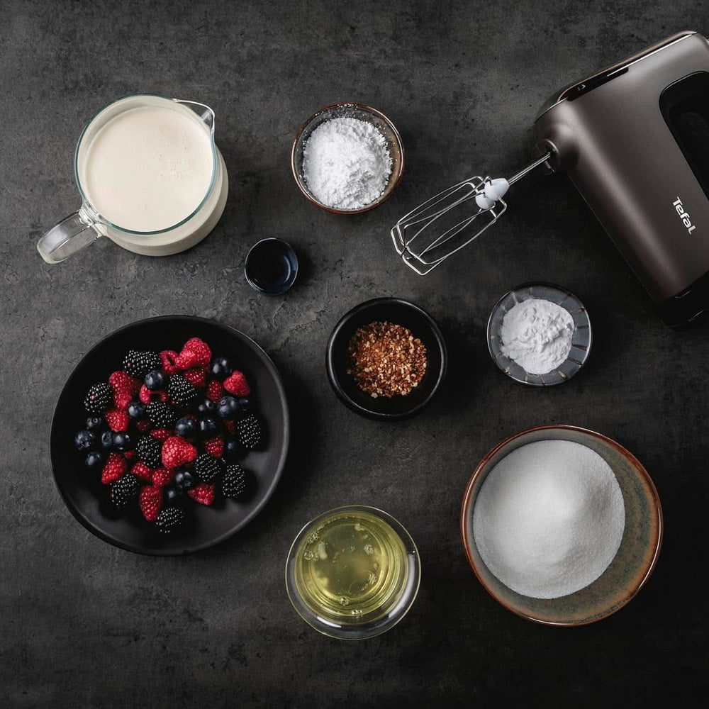 Batidora de mano Tefal HT650E Power Mix Silence | 600 vatios | Controlador de velocidad variable | Función Turbo y Auswurf | Motor de Ocio Extremo | incluido 2 Rührbesen y 2 Knethaken | Trigo Cocina Naty Tienda