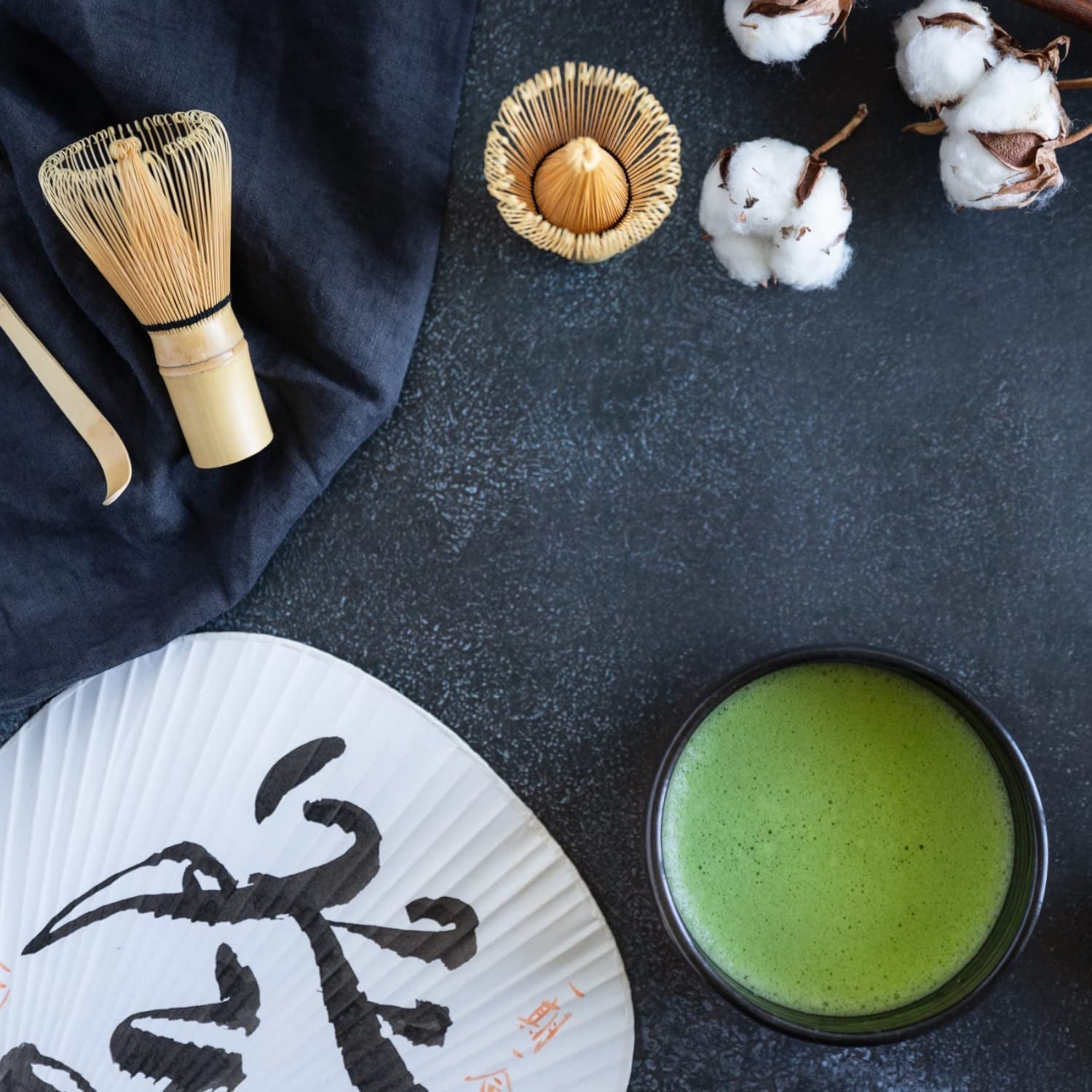 Moya Matcha to Go! Organic | Cutie cu 24 de pachete de 1,5 g | Matcha to Go! Ceai sau inclus cu un shaker de sticlă (24 bucăți x 1,5 g Matcha to Go Sticks)