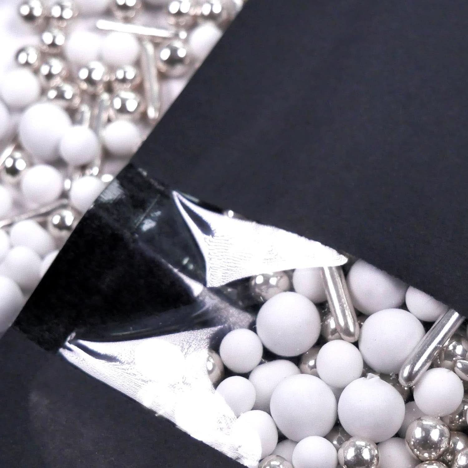 Streusel Hero Chocolate Mix Silver White Sprinkles, 40 gramos Naty Shop