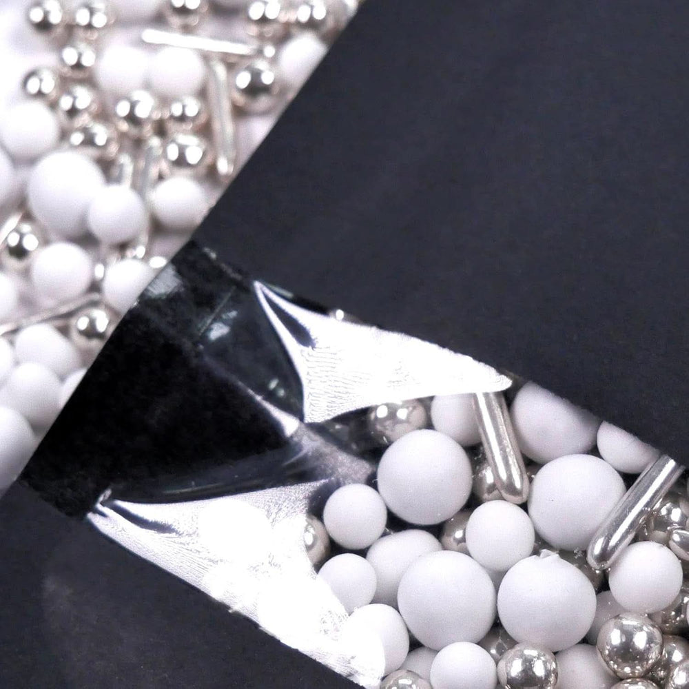 Streusel Hero Chocolate Mix Silver White Sprinkles, 40 gramos Naty Shop