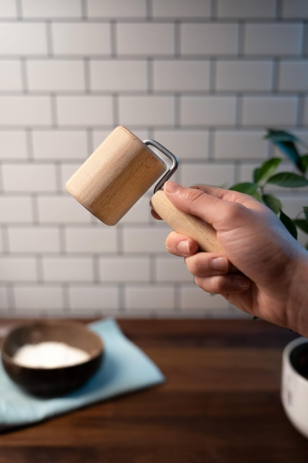 Chinchilla® Backblechroller/Teigroller zylindrisch aus Buchenholz | El ayudante del establo para la cocina | Fabricado en Alemania | Nachhaltige Qualität en Alemania | 18x5cm